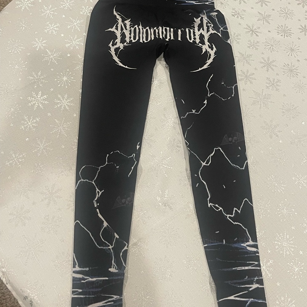 No Tomorrow Black and White Lightning Leggings